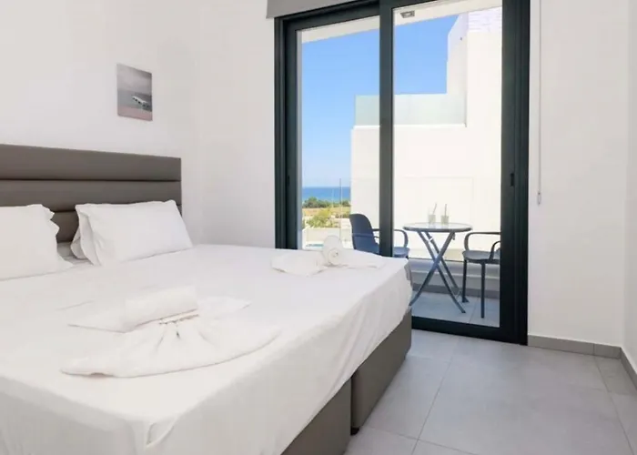 ヴィラ By The 2 *